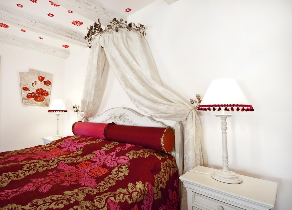 La Belle Saison Bed & Breakfast Mollens  Bilik gambar