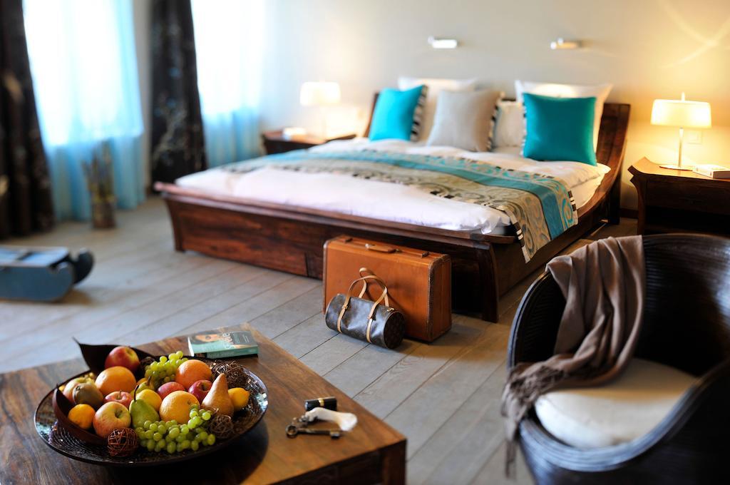 La Belle Saison Bed & Breakfast Mollens  Bilik gambar